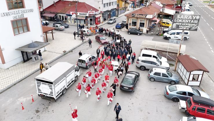 Bolu Yeniçağa’da Cumhuriyet’in 103. yıl dönümünde yürüyüş düzenlendi