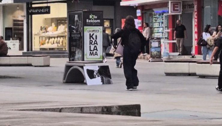 Bolu’da üniversite öğrencileri Atatürk portresini ters koyarak sosyal deney yaptı