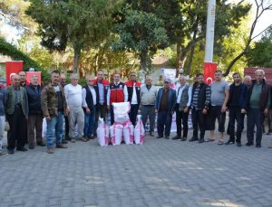 Çine’de 40 üreticiye 5 bin 550 kilogram tritikale tohumu dağıtıldı