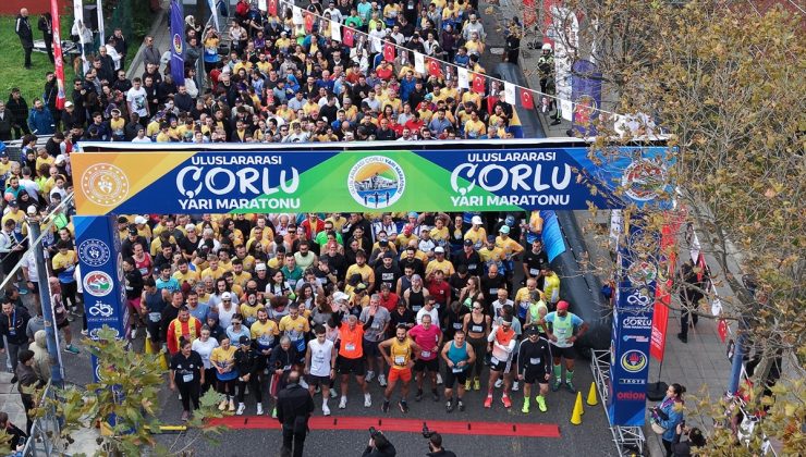 Çorlu’da Uluslararası Çorlu Yarı Maratonu’na 13 ülkeden 25 yabancı sporcu katıldı