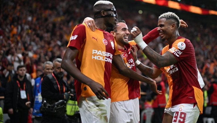 Derbide Osimhen farkı: Galatasaray zirveyi bırakmadı!