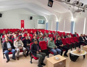 Dicle Kaymakamı Atış, muhtarlarla buluşup Muhtarlar Günü’nü kutladı