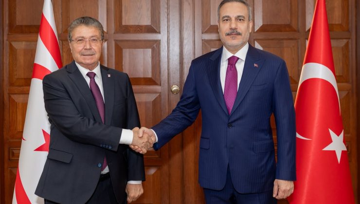 Dışişleri Bakanı Fidan, KKTC Başbakanı Üstel ile Dışişleri Bakanlığı’nda görüştü