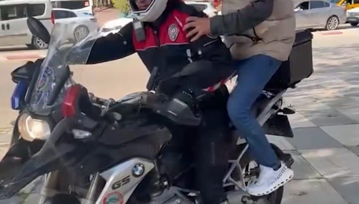 Elazığ’da geç kalan bazı KPSS adaylarını polis sınav merkezine yetiştirdi