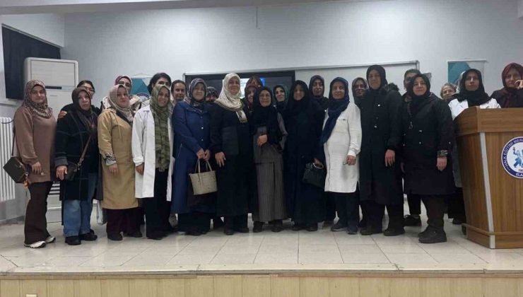 Elazığ’da öğretmen ve kursiyerlere kadının ailedeki rolü anlatıldı