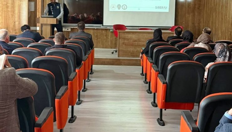 Emet İlçe Emniyet Müdürlüğü öğretmenlere siber zorbalık, dolandırıcılık eğitimi verdi