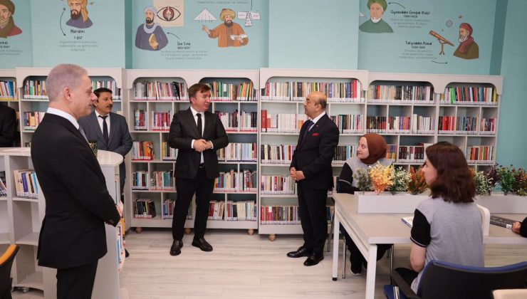Erzincan Valisi Aydoğdu, TOGEM-DER işbirliğiyle yapılan okul kütüphanesini açtı
