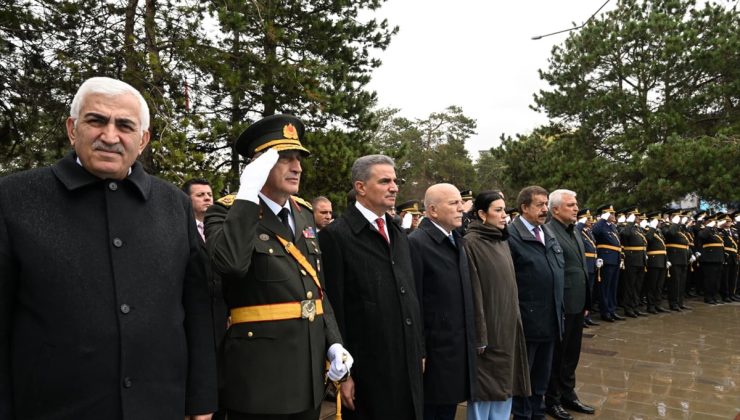 Erzurum, Ardahan ve Erzincan’da Cumhuriyet’in 103. yılı çelenk törenleriyle kutlandı
