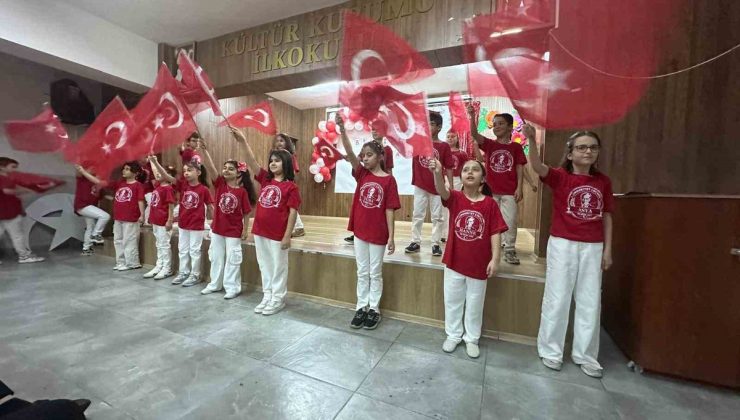 Erzurum’da Kültür Kurumu İlkokulu öğrencilerinin 29 Ekim programı tam not aldı