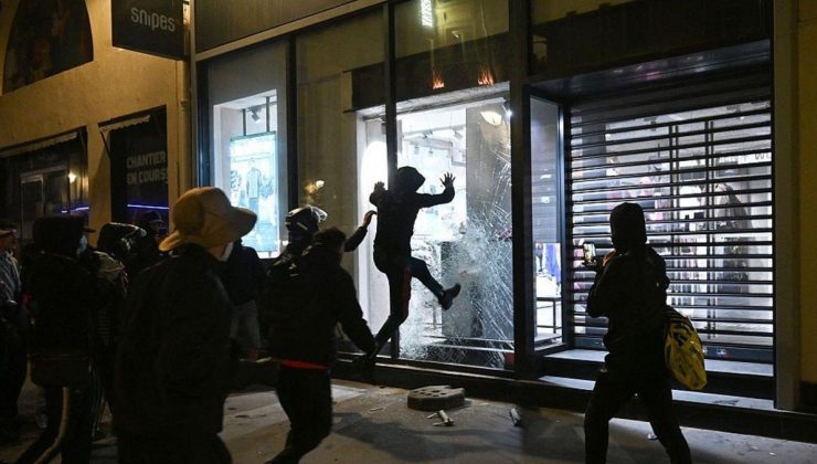 Fransa’da yağmacılar çaldıklarını internette satmaya kalktı: Vinted ilanları kaldırdı