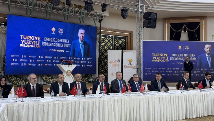 Gençlik ve Spor Bakanı Bak, Malatya’da “Türkiye Yüzyılı Buluşmaları”nda konuştu:
