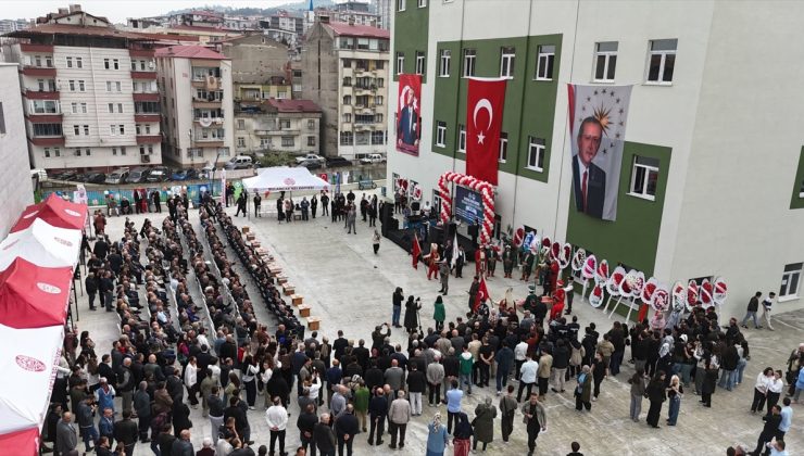 Giresun Bulancak’ta Kadir Karabaş Yüksekokulunun yeni hizmet binası açıldı