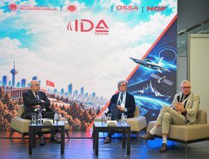 IDA Türkiye 2026 panelinde 15-20 tank tipinin lojistik sorun yarattığı belirtildi