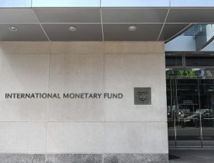 IMF, yapay zekanın bölgede büyümeyi 0,1-0,6 puan artırabileceğini açıkladı