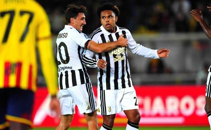 Juventus’a galibiyet için bir devre yetti