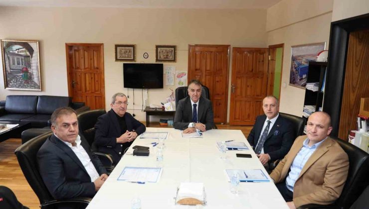 KARORSAN yönetimi Vali Çağatay başkanlığında yatırımları görüştü.