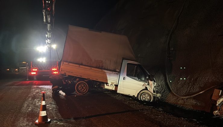 Kastamonu’da iki kamyonetin çarpışmasıyla 7 kişi yaralanıp hastaneye kaldırıldı
