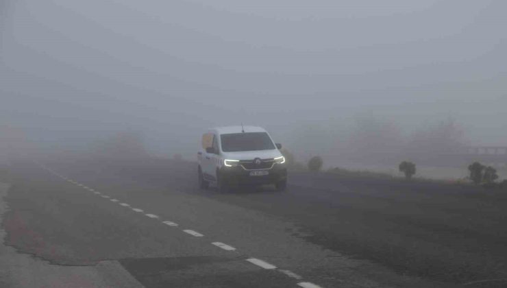 Kastamonu’da yoğun sis görüş mesafesini 50 metreye kadar düşürdü, ulaşımı etkiledi