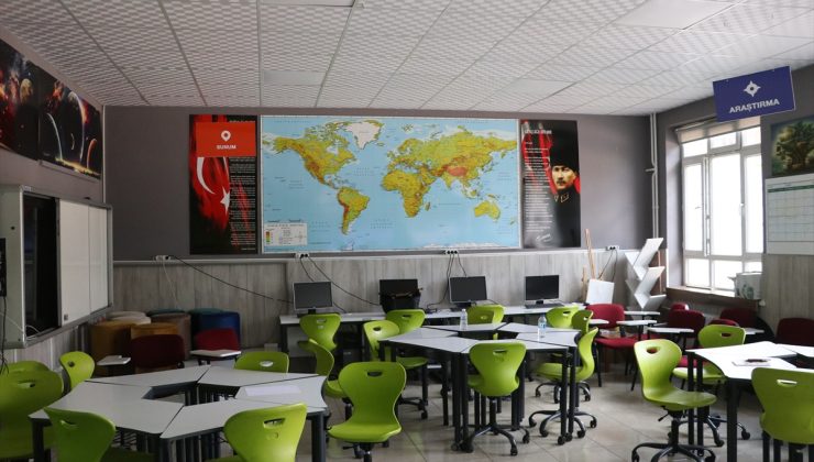 Kayseri’deki 100 yıllık ticaret lisesi kentin sanayisine muhasebeci yetiştiriyor