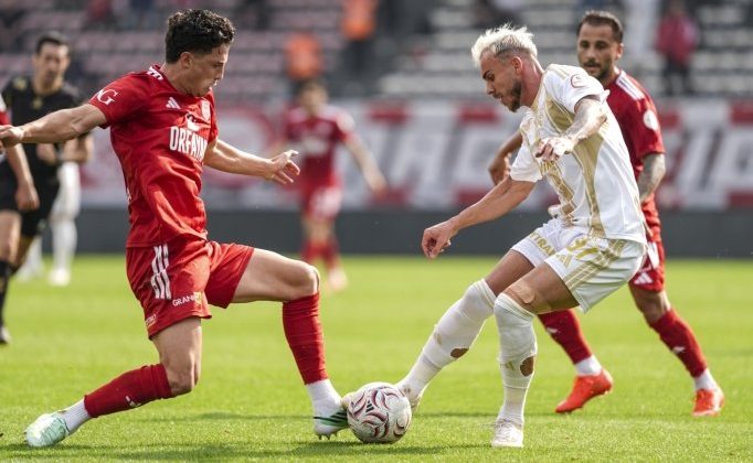 Kayserispor son dakikada yıkıldı!