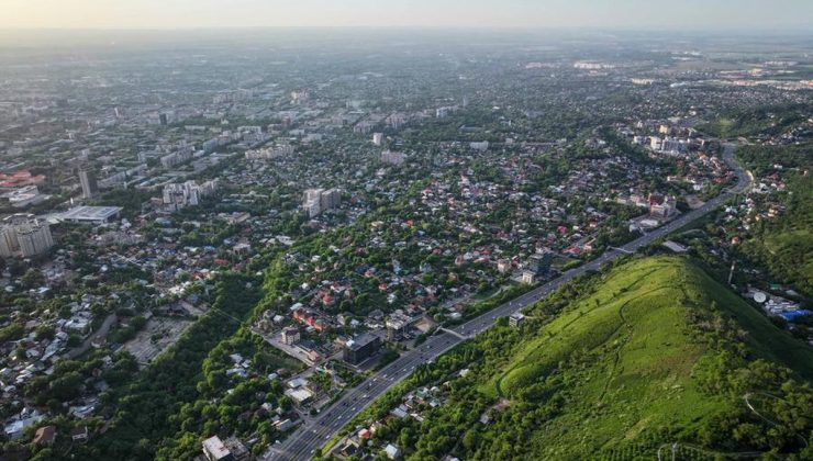 Kazakistan ve Özbekistan ikili ticarette 10 milyar dolar hedefini koruyor