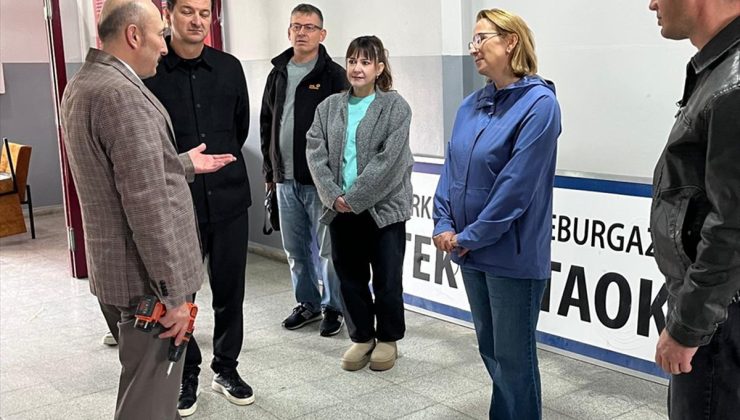 Kırklareli İl Milli Eğitim Müdürü Altınöz, Lüleburgaz TEK Ortaokulunu ziyaret etti
