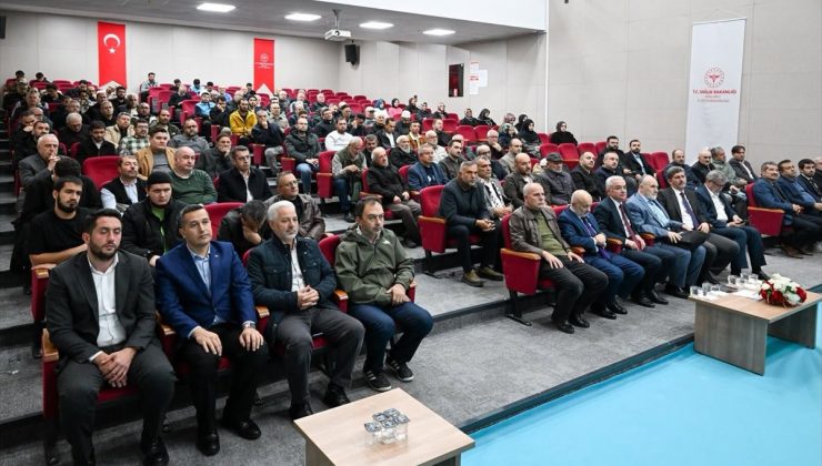 Kırklareli Valisi Uğur Turan, Ömer Nasuhi Bilmen’i anma programına katıldı