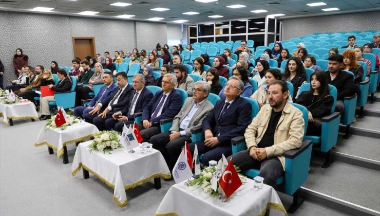 Konya’da KTO Karatay Üniversitesi’nde İletişim Günleri 2026 paneli düzenlendi