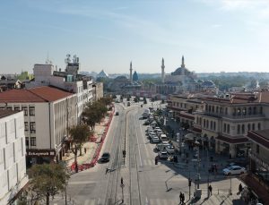 Konya’da Mevlana Caddesi çalışması Şeb-i Arus Haftası’ndan önce bitirilmek isteniyor