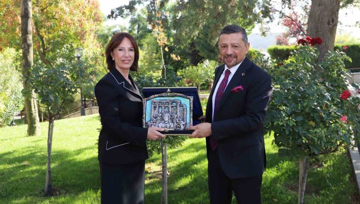 KUTSO heyeti TBMM’de Kütahya milletvekilleriyle kent ekonomisini görüştü