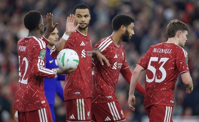 Liverpool, penaltılarla çeyrek final biletini kaptı