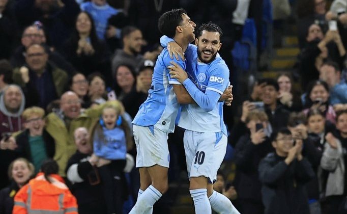 Manchester City, Brighton’ı penaltılarla eledi!