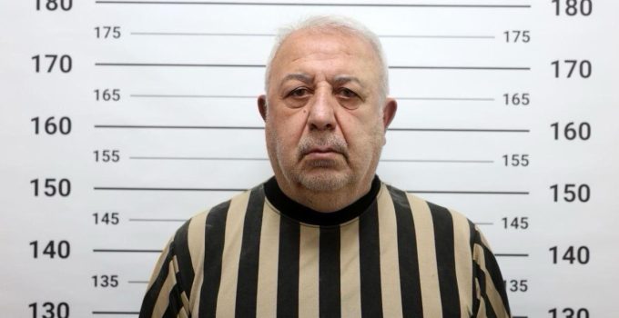 Milli İstihbarat Teşkilatı ve Suriye Genel İstihbarat Servisi’nin koordineli düzenlediği operasyon sonucunda “kırmızı kategori”de aranan Mihraç Ural da Suriye’de sınırda yakalandı.