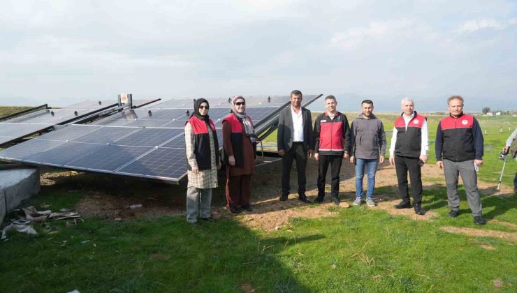 Muş Kızılağaç’ta güneş enerjili sulama sistemiyle çiftçinin yakıt maliyeti sıfırlandı
