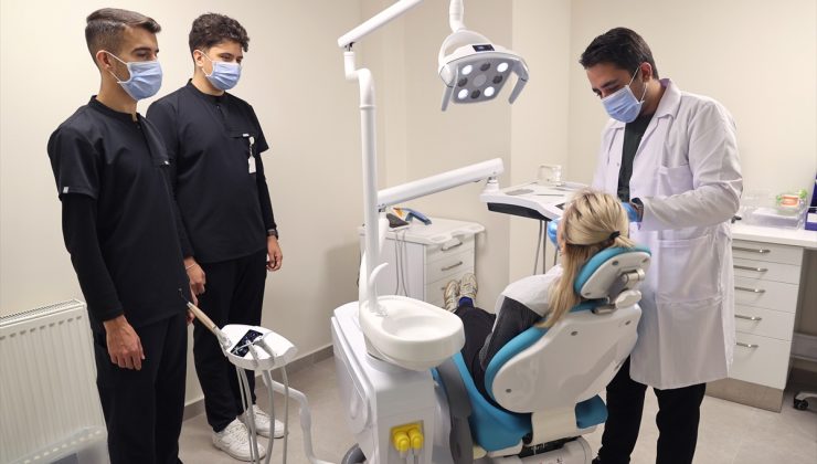 Nevşehir’de 49 klinikli diş merkezi öğrencilere klinik deneyim kazandırıyor