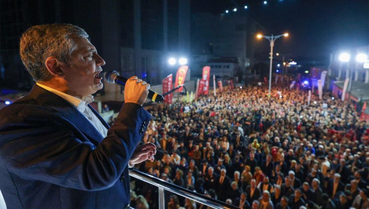 Özgür Özel’den yine sokak çağrısı: Gün evde oturma günü değildir