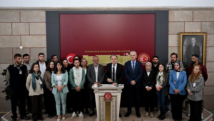 Pala, Aliağa’da 85 işçinin sendika değiştirmesi nedeniyle işten çıkarıldığını söyledi