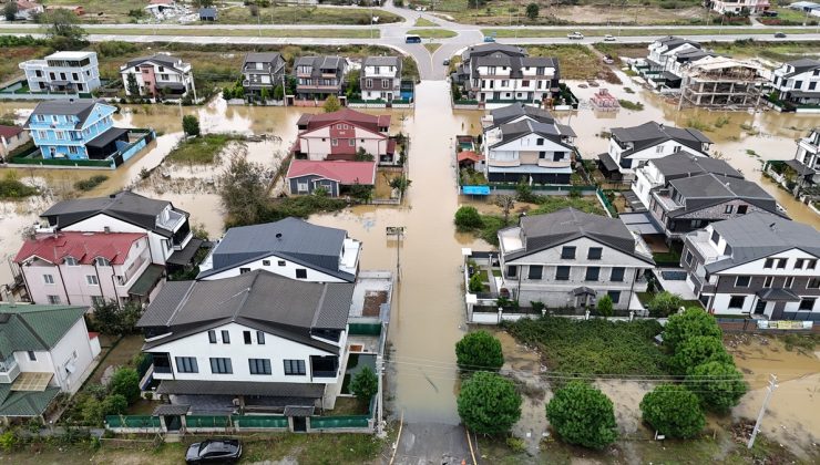 Sakarya Kocaali’de 4 günlük sağanak sonrası 250 hanede su tahliyesi sürüyor