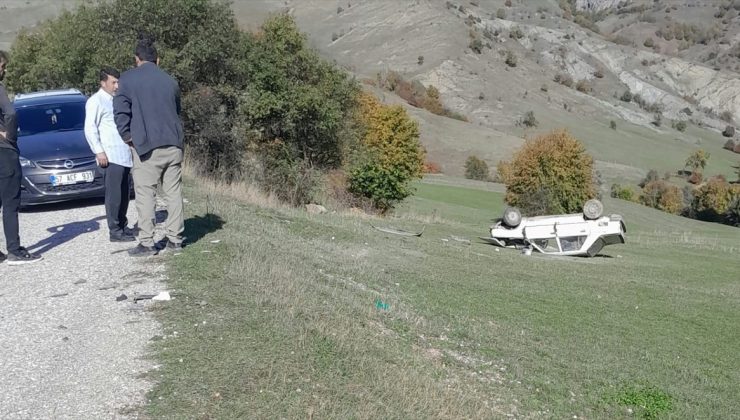 Sinop Boyabat’ta iki otomobil çarpıştı, kazada 1 kişi yaralandı