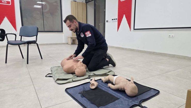 Şırnak’ta 112 Acil Çağrı Merkezi personeline ilk yardım eğitimi düzenlendi