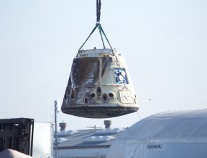 SpaceX Dragon, 2.860 kilogramla Uluslararası Uzay İstasyonu’na kenetlendi