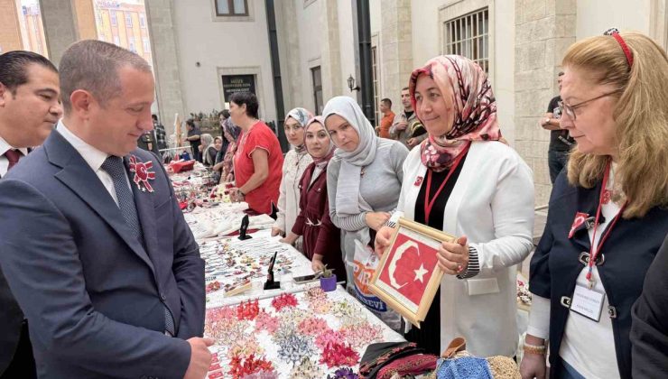 Tarsus’ta Cumhuriyet temalı tasarım yarışmasına 50 kaneviçe ve oya üreticisi katıldı
