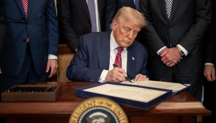 Trump, barış görüşmelerinde ilerleme olduğunu ileri sürdü ve Zelenskiy’i eleştirdi