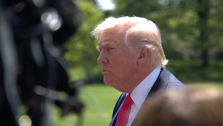 Trump, petrol ve doğalgaz kaynaklı metan emisyonu kurallarını geri çekmeyi planlıyor