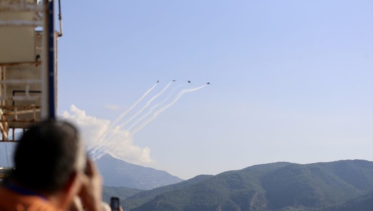 Türk Yıldızları Fethiye’de Ölüdeniz festivali öncesi prova uçuşu yaptı