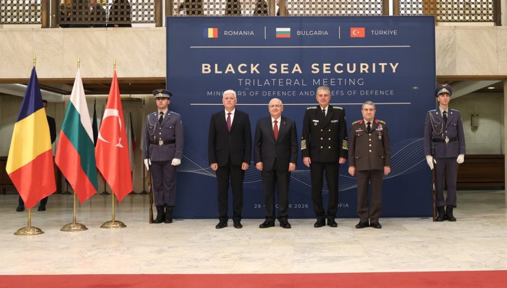 Türkiye, Bulgaristan ve Romanya Karadeniz’de ticari gemilere saldırıları kınadı