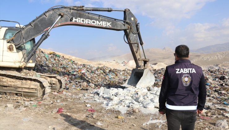 Van Edremit’te belediye zabıtası bozuk 860 koli ayranı imha etti