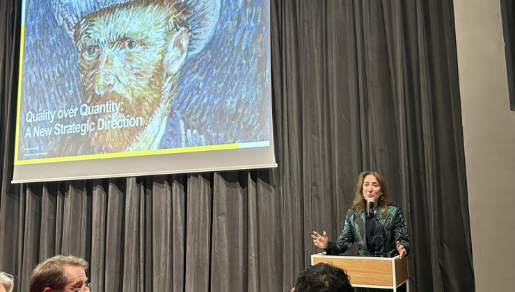 Van Gogh Müzesi Direktörü Gordenker, İstanbul Modern’de strateji değişimini anlattı