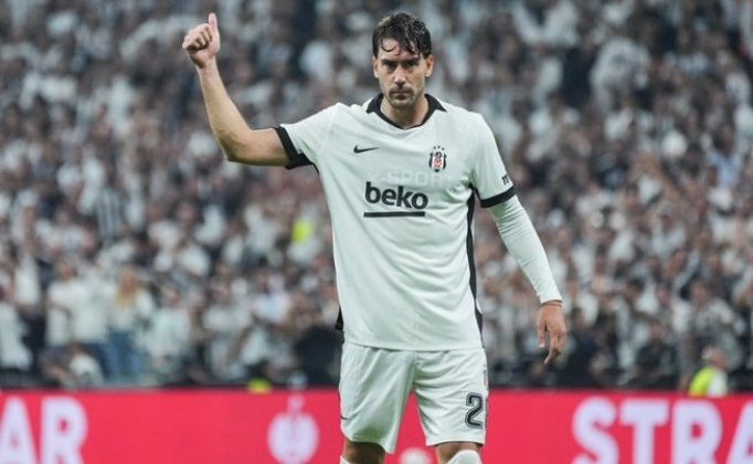 Vlahovic’ten maç sonu paylaşım!