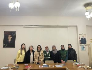 Yeşilay Samsun Şubesi Alaçam’da kadınlara bağımlılık ve meme kanseri eğitimi verdi